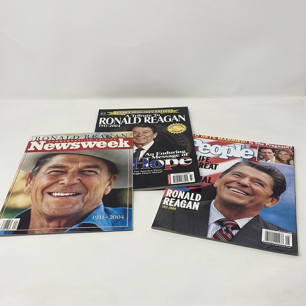 Bundle of vintage Ronald Reagan tribute magazines